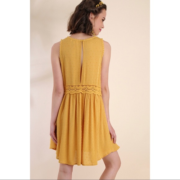 Polka Dot Fabric Dress w/Crochet Details - Picture 3 of 8